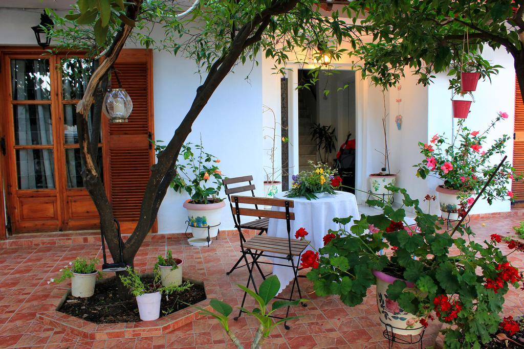 Vaya Zorba Studios Skiathos Town Exterior photo